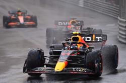 开云下载-关于法拉利完胜雷诺车队，佩雷兹惊艳四座的信息