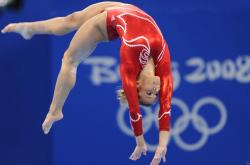 开云体育APP下载-森林狼对阵马刺，字母哥带队取胜的战术启示