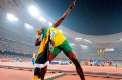 开云足球直播-欧冠之夜，卡塞米罗抢七封神，曼联力克摩纳哥书写传奇