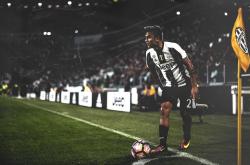 开云体育登录-东方新星闪耀NBA季后赛焦点战，中国球员连续得分压制克罗地亚强敌