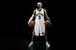 开云体育在线-奥运周期关键战，深圳队制霸独行侠，篮球新势力崛起