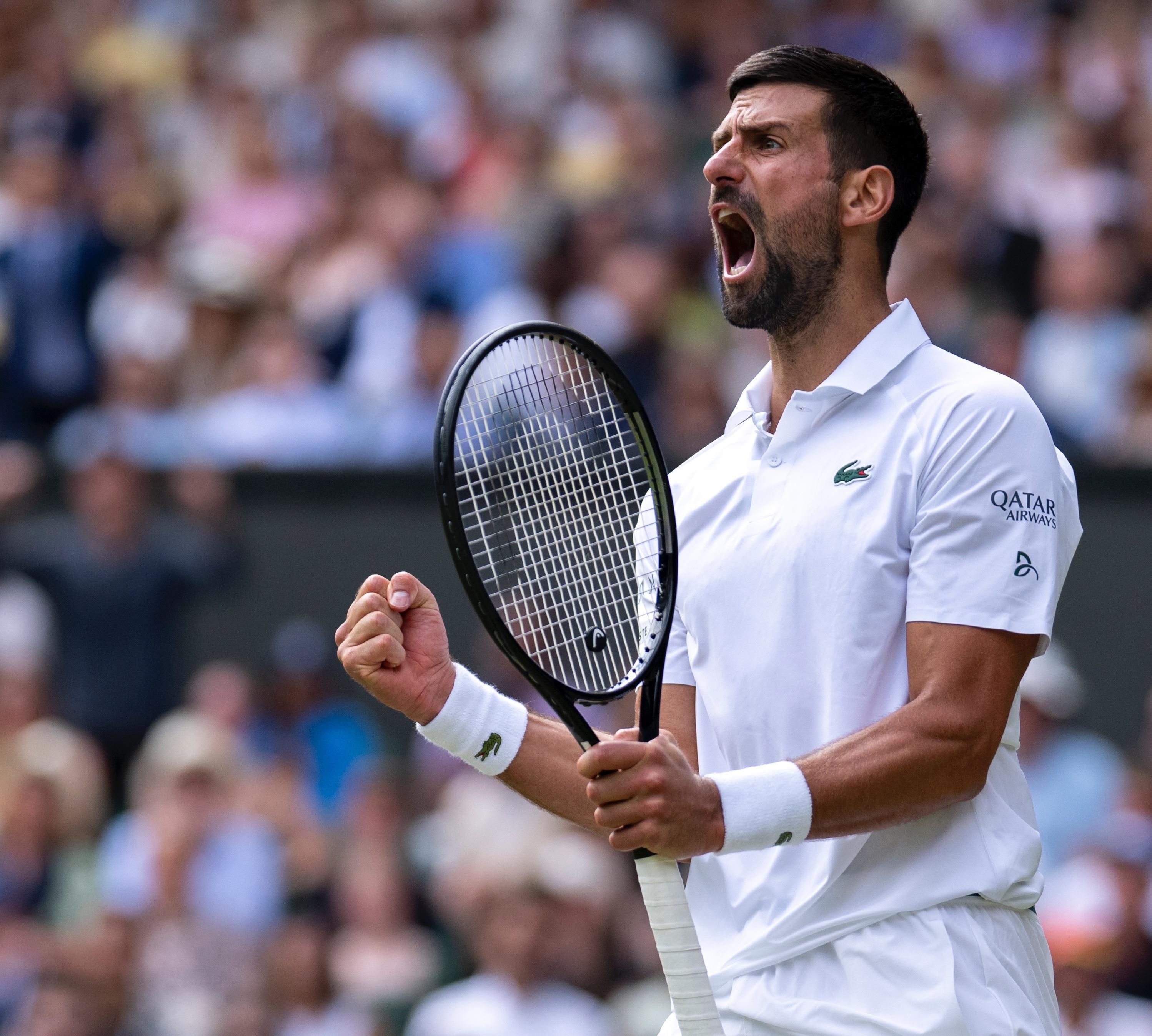 包含法网鏖战年终总决赛，德约科维奇惊艳四座的词条