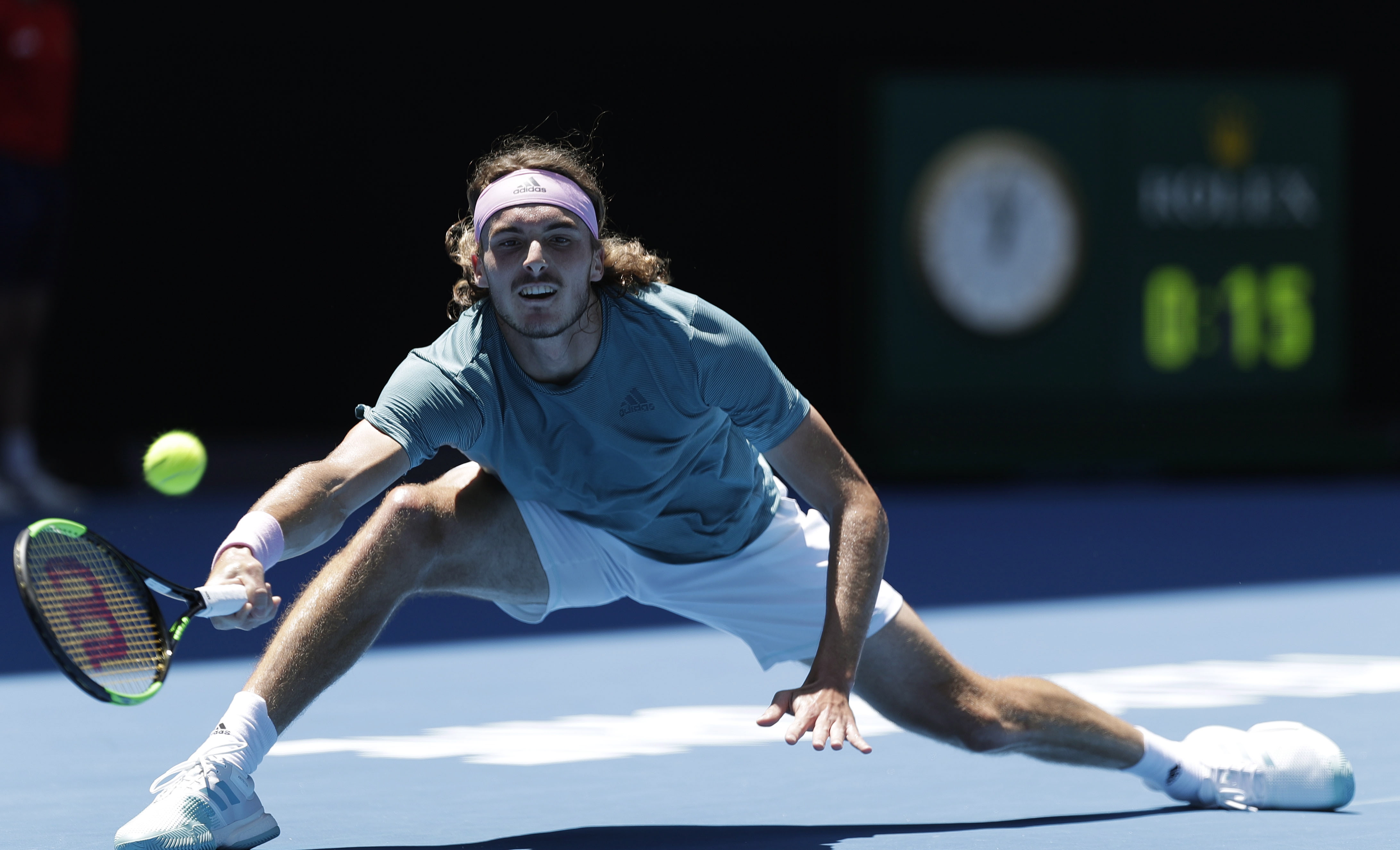 温网逆转澳网,西西帕斯刷新纪录 温网逆转澳网,西西帕斯刷新纪录