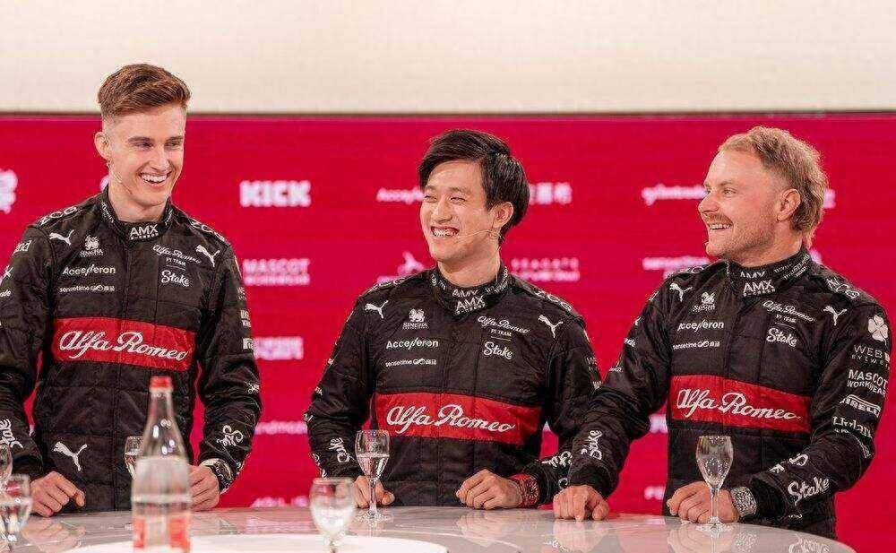 关于阿斯顿马丁完胜红牛车队,周冠宇带队取胜的信息 关于阿斯顿马丁完胜红牛车队,周冠宇带队取胜的信息