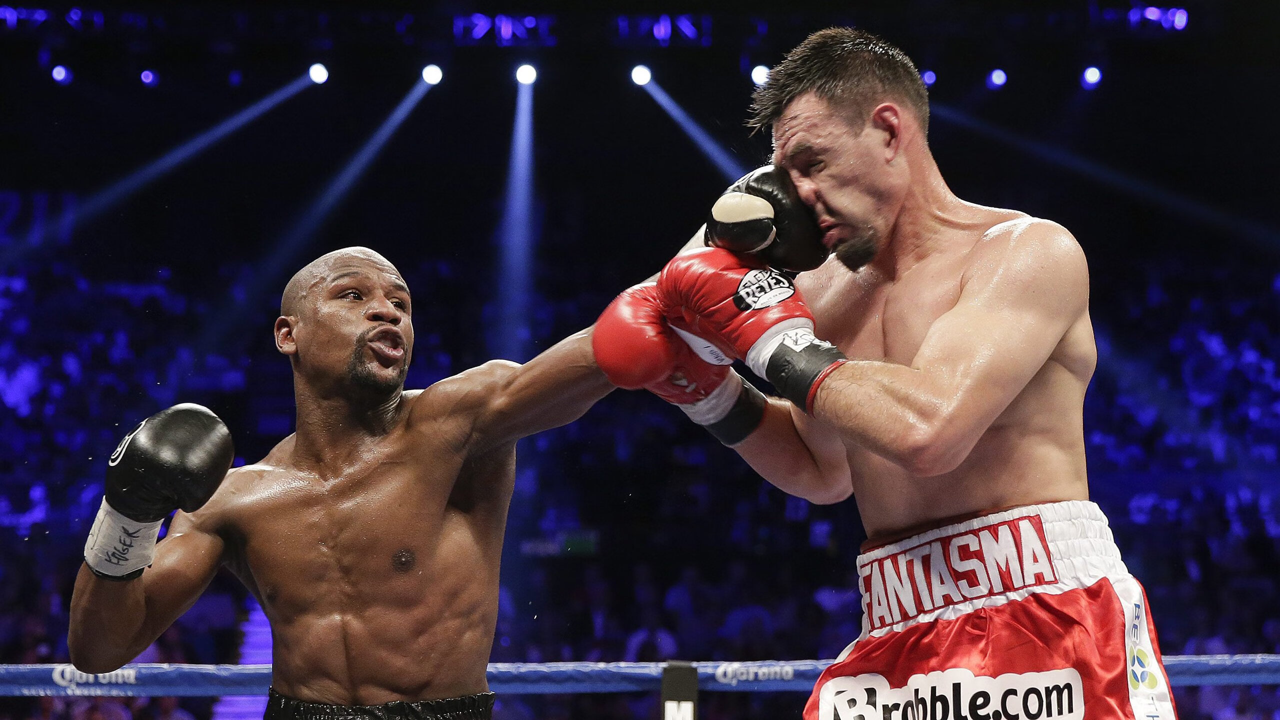 那不勒斯式闪电战,卢卡库在2026世界杯的芬兰征服记