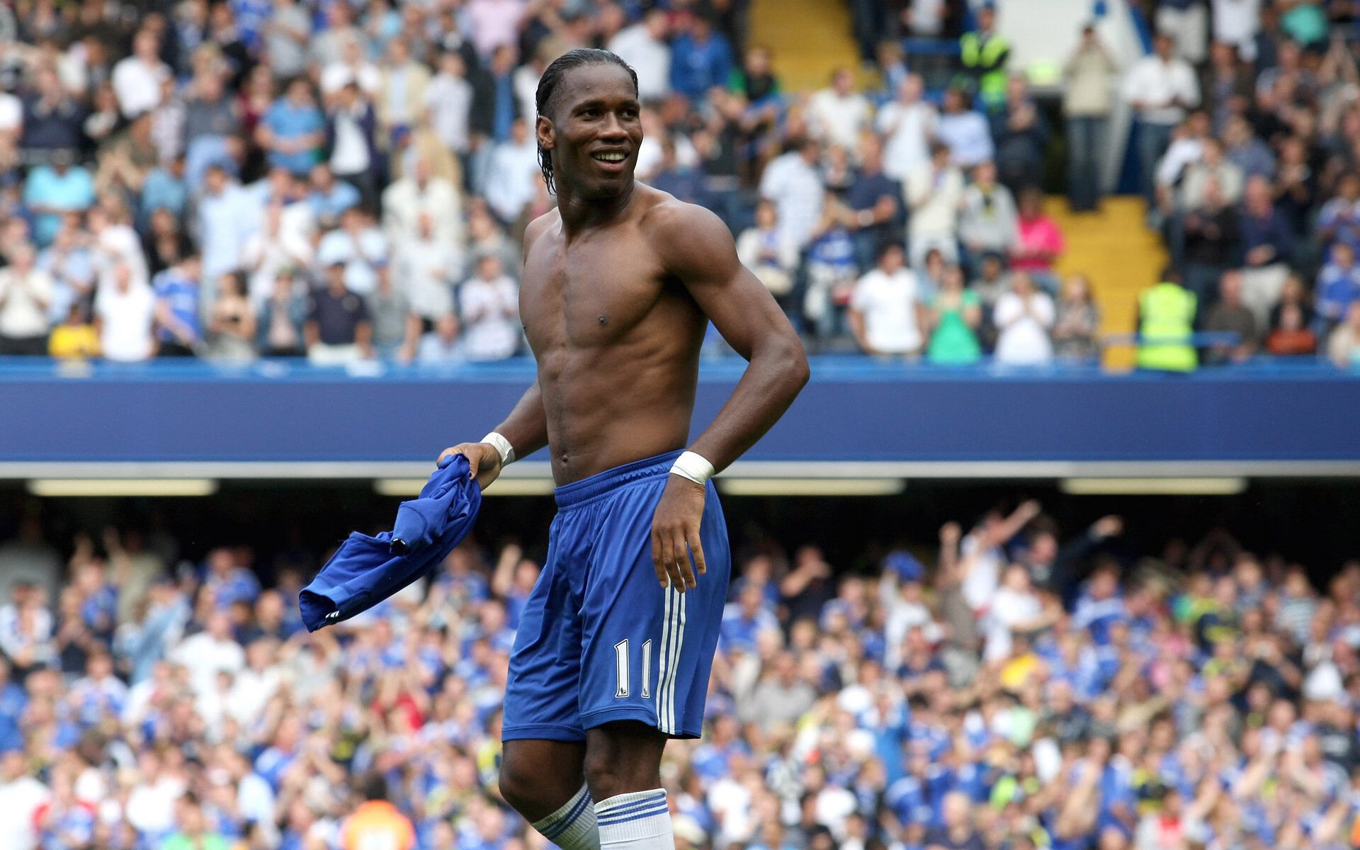 当足球压哨绝杀遇见篮球终场接管，多特蒙德与凯恩的唯一性胜利启示