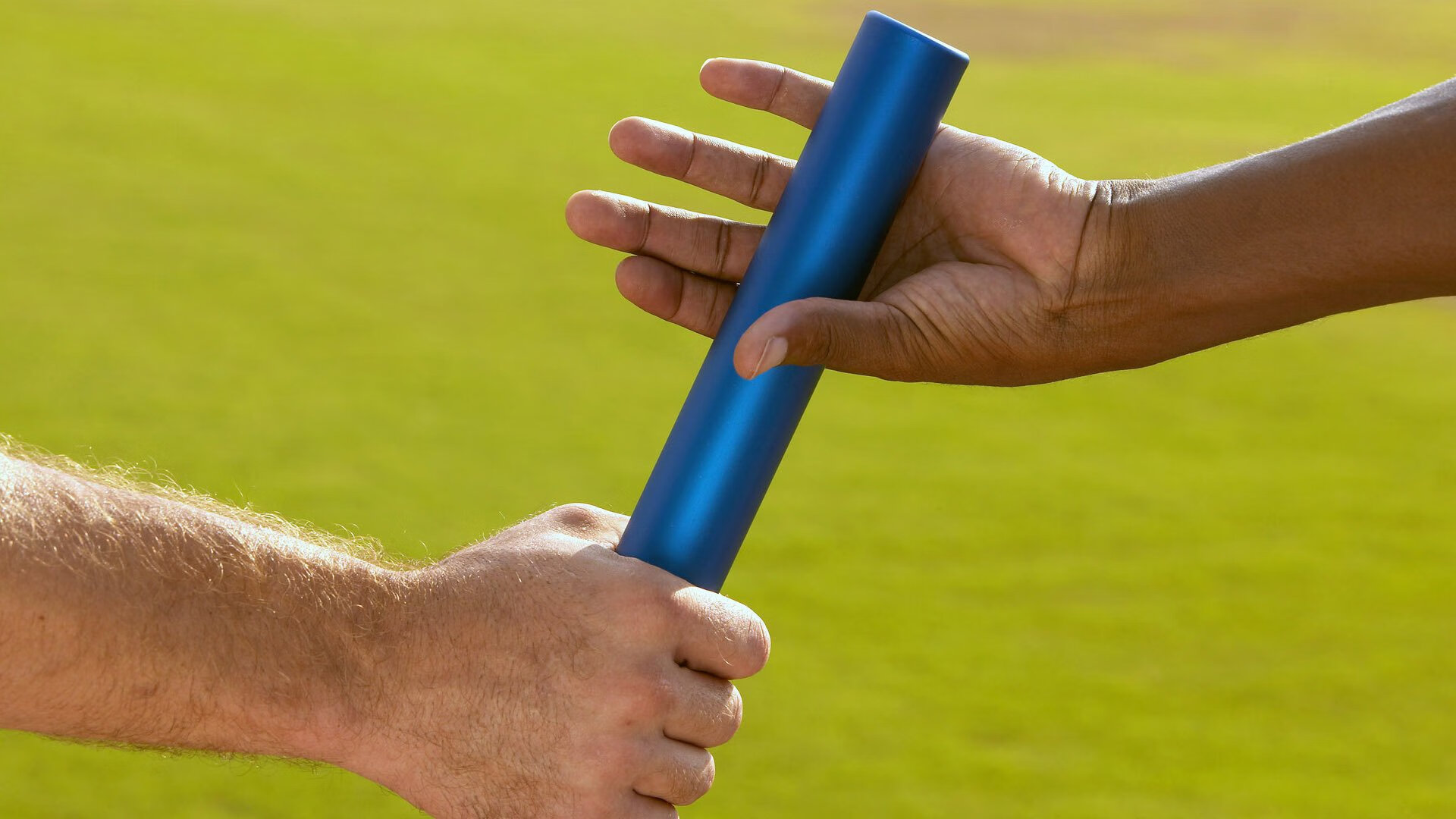 小贾伦压制级发挥引爆赛场,黄蜂团队强压北京队展现实力碾压